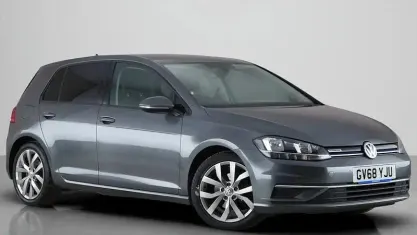 Used VW Golf VII SE 131 HP (96 kW) 2018 Grey Hatchback