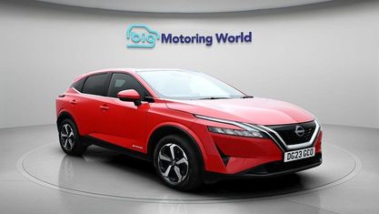 Usado Nissan Qashqai N-Connecta 190 HP (139 kW) 2023 Vermelho SUV