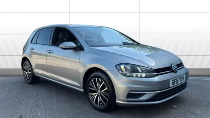 Used VW Golf VII SE 110 HP (80 kW) 2018 Silver Hatchback
