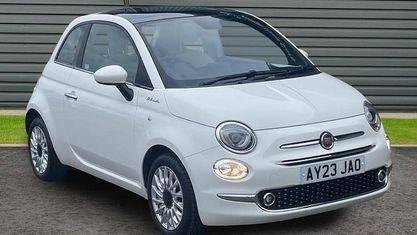 Używany Fiat 500 Dolcevita 70 KM (51 kW) 2022 Biały Hatchback