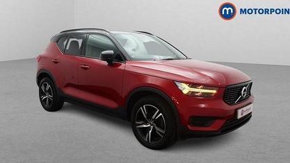 Begagnad Volvo XC40 R-Design 163 HK (119 kW) 2021 Röd SUV