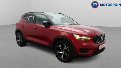 Second-hand Volvo XC40 R-Design 163 CP (119 kW) 2021 Roșu SUV