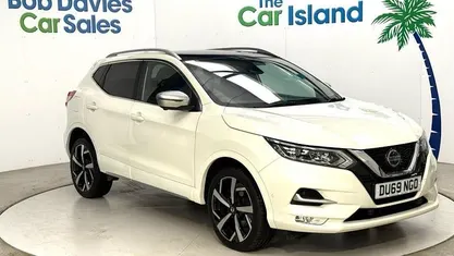 Used Nissan Qashqai S 160 HP (117 kW) 2019 White SUV
