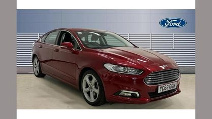Begagnad Ford Mondeo Titanium 150 HK (110 kW) 2018 Röd Halvkombi