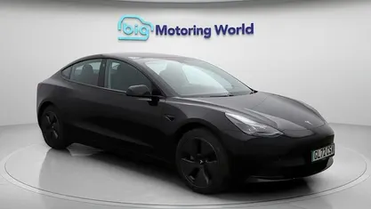 Black Used 2022 Tesla Model 3 RWD Sedan | £15,900 (Fair price)