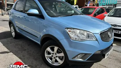 Used SsangYong Korando 175 HP (128 kW) 2012 Blue SUV