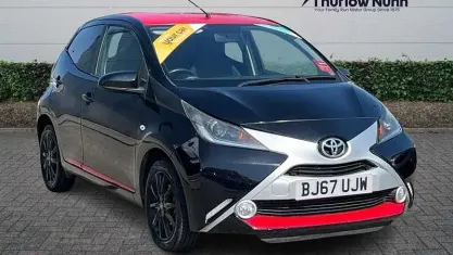 Used Toyota Aygo x-press 69 HP (50 kW) 2017 Black Hatchback