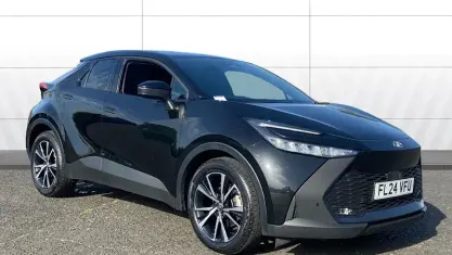 Used Toyota C-HR Design 140 HP (102 kW) 2026 SUV