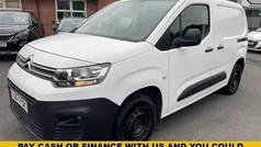 White Used 2021 Citroën Berlingo MPV | £6,295 (Good price)