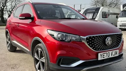 Used MG ZS Exclusive 105 kW (143 HP) 2020 Red SUV