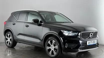 Used 2021 Volvo XC40 Inscription SUV | £21,850 (Fair price)