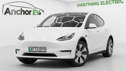 Used Tesla Model Y Long Range AWD 286 kW (389 HP) 2025 SUV