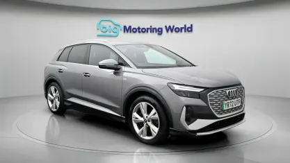 Used Audi Q4 e-tron S-Line 150 kW (204 HP) 2022 Grey SUV