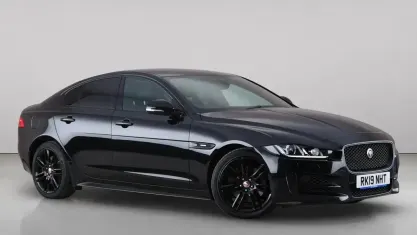 Used Jaguar XE Ingenium 200 HP (147 kW) 2019 Black Sedan