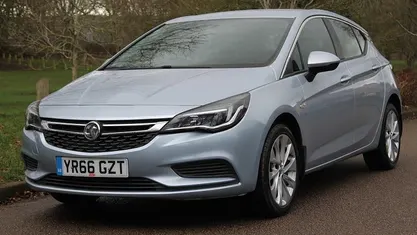 Used Vauxhall Astra 125 HP (91 kW) 2017 Hatchback