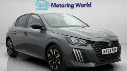Used Peugeot 208 Allure 101 HP (74 kW) 2024 Grey Hatchback