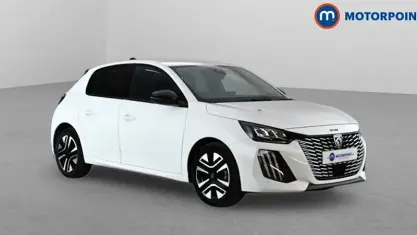 Używany Peugeot 208 Allure 101 KM (74 kW) 2025 Biały Hatchback