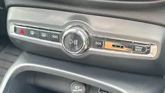 Used 2021 Volvo XC40 R-Design SUV | £25,799 (Fair price)