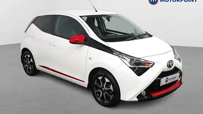 Used Toyota Aygo Trend 72 HP (52 kW) 2020 White Hatchback