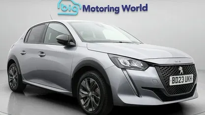 Used Peugeot e-208 Allure+ 100 kW (136 HP) 2023 Grey Hatchback