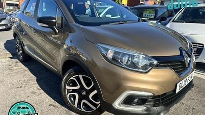 Używany Renault Captur Dynamique 90 KM (66 kW) 2018 Brązowy SUV