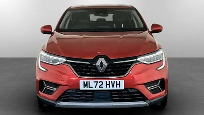 Begagnad Renault Arkana Version S 143 HK (105 kW) 2022 Röd SUV