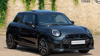 Used Mini Cooper Sport 114 kW (156 HP) 2026 Hatchback