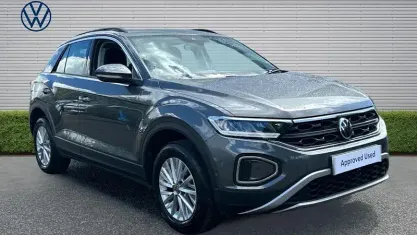 Używany VW T-Roc Life 150 KM (110 kW) 2024 Szary SUV