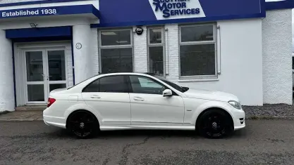 Used Mercedes C220 170 HP (125 kW) 2012 White Sedan