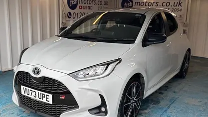 Used Toyota Yaris Hybrid Design 116 HP (85 kW) 2023 Grey Hatchback