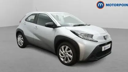 Used Toyota Aygo X PURE 72 HP (52 kW) 2025 SUV