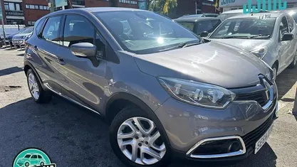 Second-hand Renault Captur Dynamique 90 CP (66 kW) 2015 Gri SUV