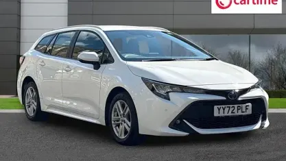 Used Toyota Corolla 122 HP (89 kW) 2022 White Estate