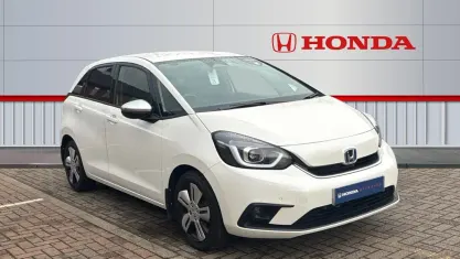 Used Honda Jazz Hybrid 109 HP (80 kW) 2022 White Hatchback