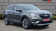 Moonstone grey Used 2018 Vauxhall Grandland X Sport SUV | £9,695 (Fair price)