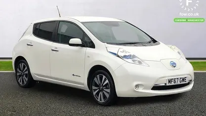 Used Nissan Leaf Tekna 80 kW (109 HP) 2017 White Hatchback
