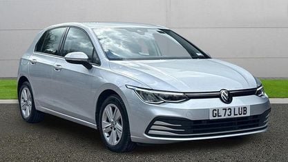 Usado VW Golf VIII Life 150 HP (110 kW) 2023 Prateado Citadino