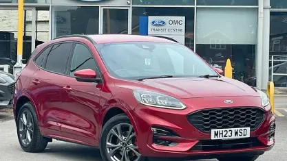 Used Ford Kuga ST-Line 150 HP (110 kW) 2023 Red SUV