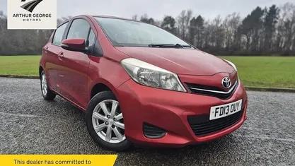 Used 2013 Toyota Yaris Hatchback | £4,490 (Fair price)