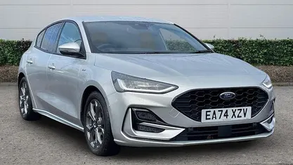 Used 2025 Ford Focus ST-Line Hatchback | £20,399 (Fair price)