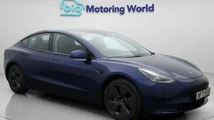 Used Tesla Model 3 Standard Range Plus 222 kW (302 HP) 2021 Blue Sedan