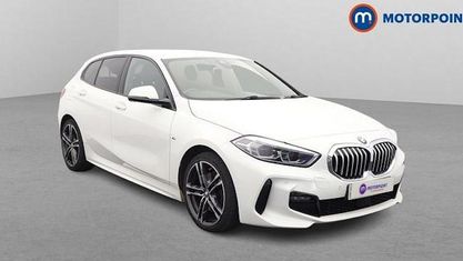 Używany BMW 118 M Sport 140 KM (102 kW) 2019 Biały Hatchback