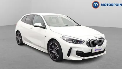 Used BMW 118 M Sport 140 HP (102 kW) 2019 White Hatchback