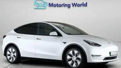Used Tesla Model Y Long Range AWD 378 kW (514 HP) 2022 White SUV