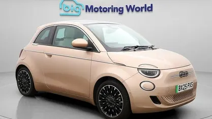 Used Fiat 500e 86 kW (118 HP) 2025 Hatchback