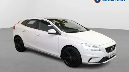 Used Volvo V40 R-Design Pro 150 HP (110 kW) 2018 White Hatchback