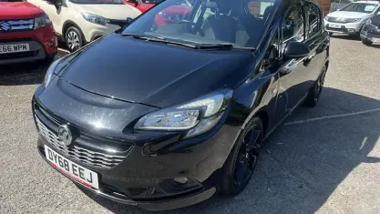 Used Vauxhall Corsa SRi 90 HP (66 kW) 2018 Black Hatchback