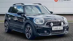 Black Used 2019 Mini Cooper S Countryman Sport SUV | £21,450 (A bit pricey)