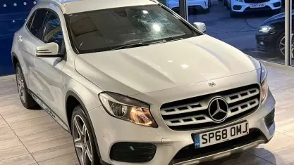 Usado Mercedes GLA200 Executive 156 HP (114 kW) 2019 SUV