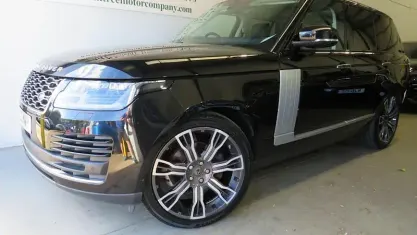 Used Land Rover Range Rover Vogue SE 275 HP (202 kW) 2020 Black SUV